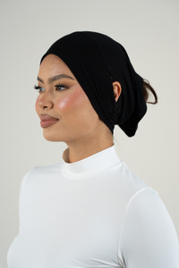 Black Ear Slit Undercap