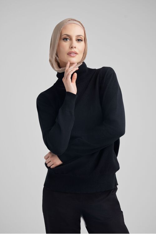 Black Turtle Neck [size: 6]