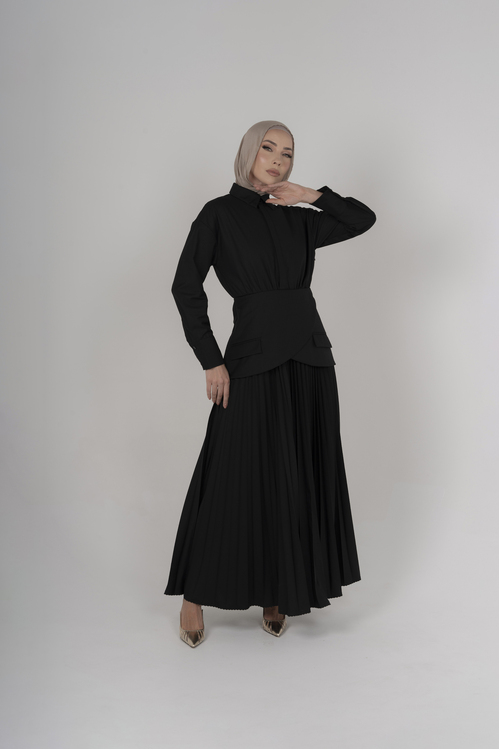 Midnight Pleated Dress [size: 6]