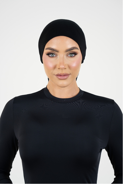 Black Maxi Cap